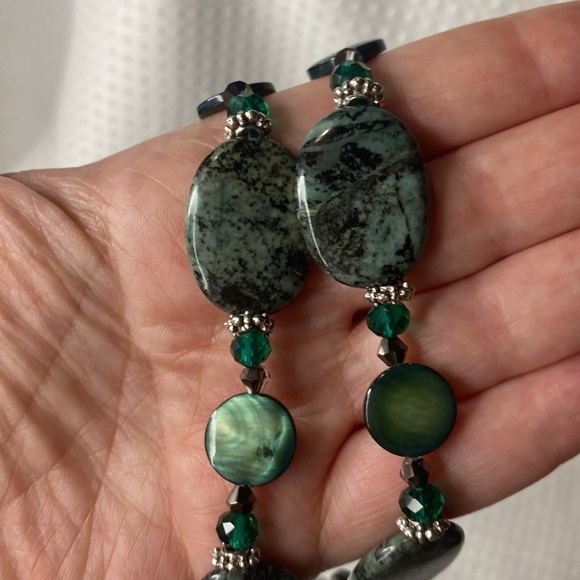 Handcrafted Teal Serpentine and Teal Shell Necklace - Picture 5 of 5